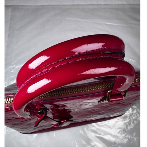 Louis Vuitton Red Patent Leather Alma - Picture 13 of 16